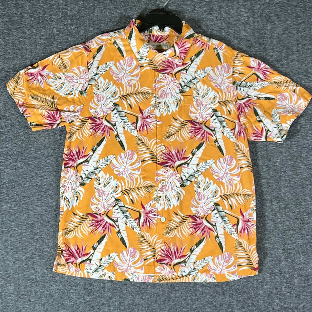 Tommy Bahama Floral Print Short Sleeve Button Up Shirt Tropical Hawaiian Style
